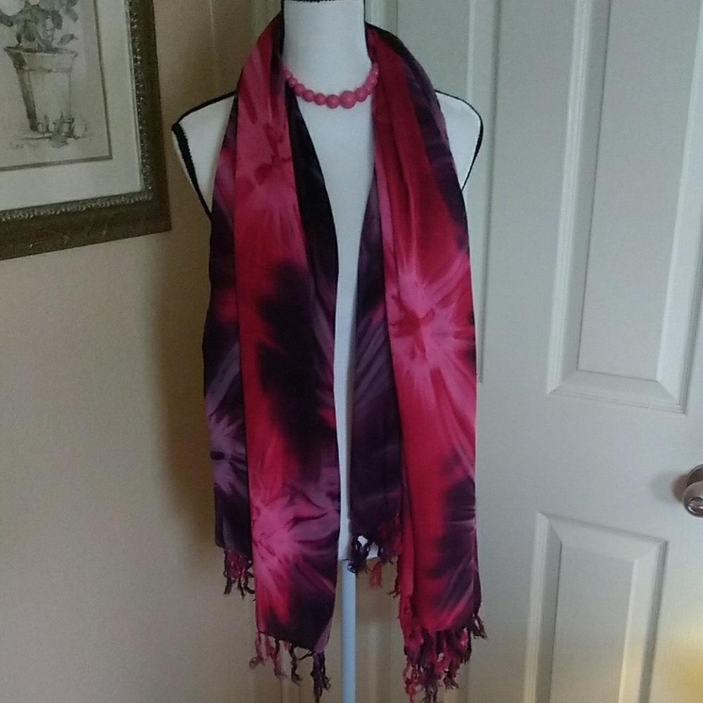 Beautiful scarf - Picture 3 of 7